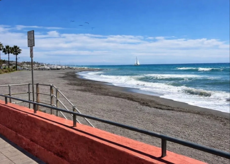 Spiaggia libera di Nervia 