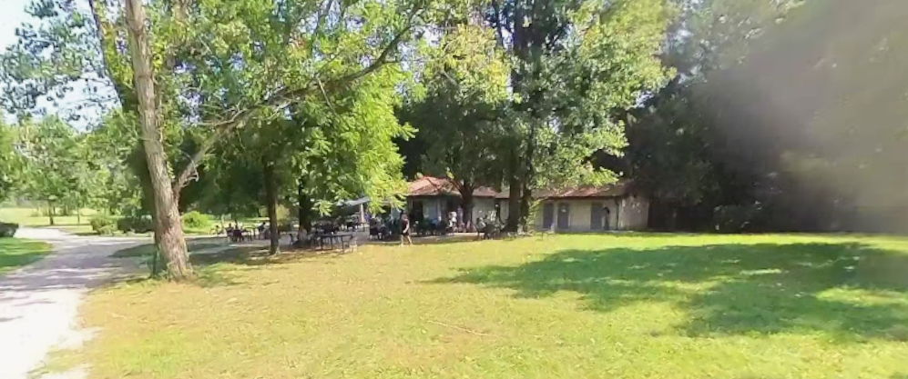 BAR MONTAGNETTA  INTERNO PARCO DI MONZA